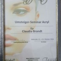 Claudia-Brand-Neue-Naegel_Zertifikate-Fortbildung-Neumodellage-Auffuellen-Naturnagelverstaerkung-Hochzeitsnaegel-Nailart-5